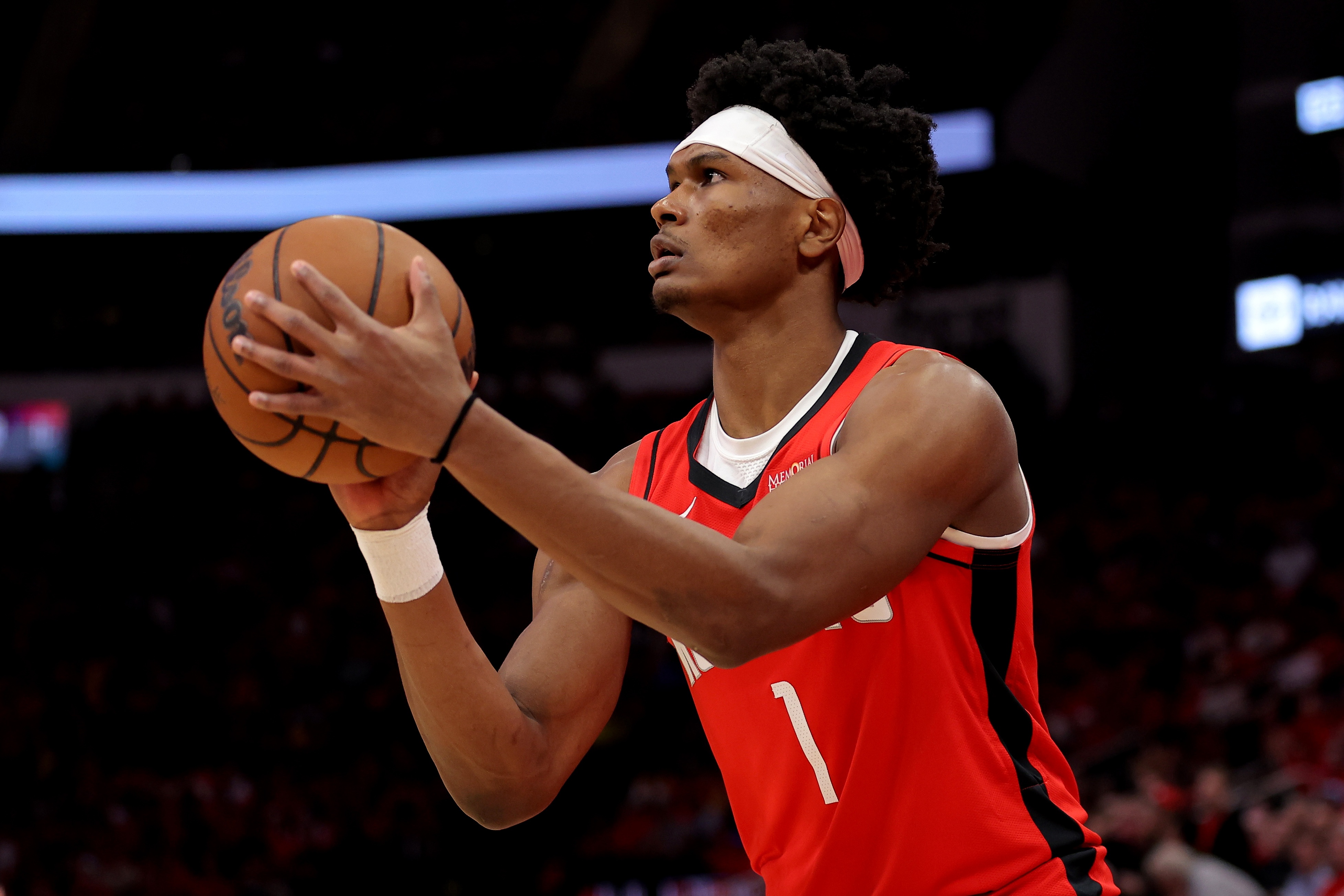 多特交易后火箭该不该后悔？上赛季三分命中率跌至34.4%给出答案
