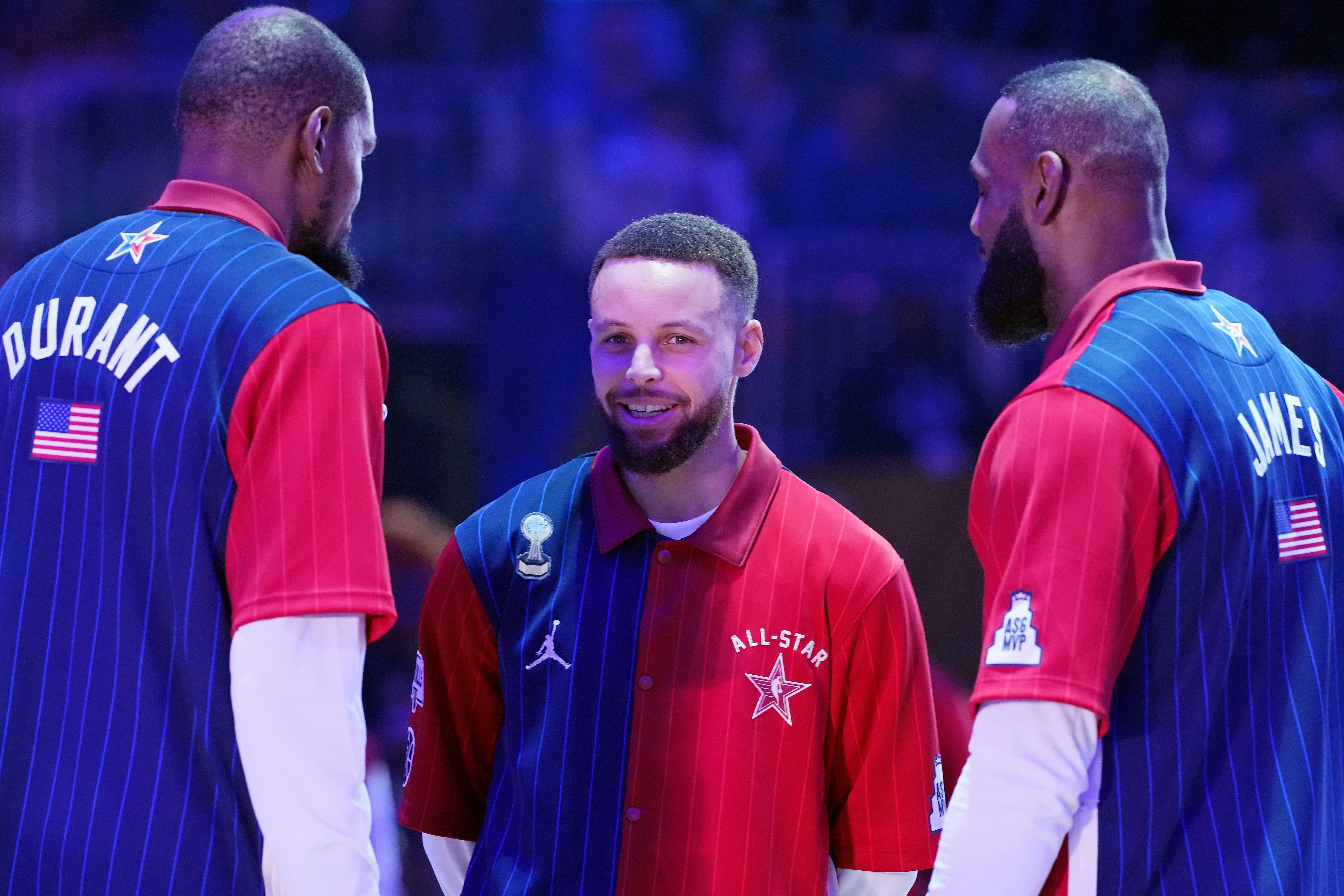 76人媒体人谈威少退役:不确定是否准备好迎接杜库詹告别 76人媒体人谈威少退役:不确定是否准备好迎接杜库詹告别